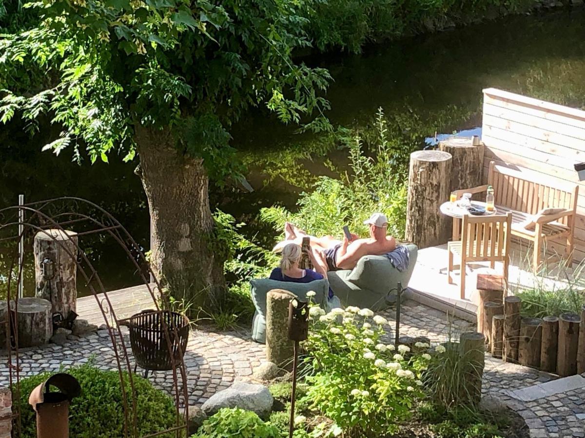 פרידריכשטאדט Gaestehaus Kajuete Direkt Am Wasser מראה חיצוני תמונה